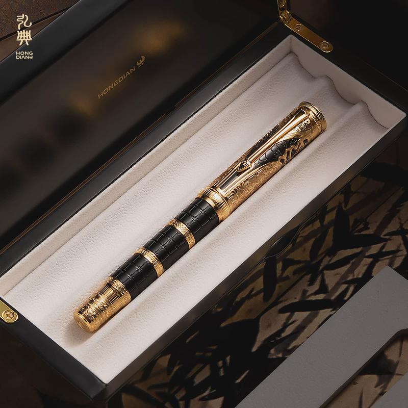 Dragon cap and crossbow-style clip detail on the Hongdian D5 Qin Dynasty fountain pen