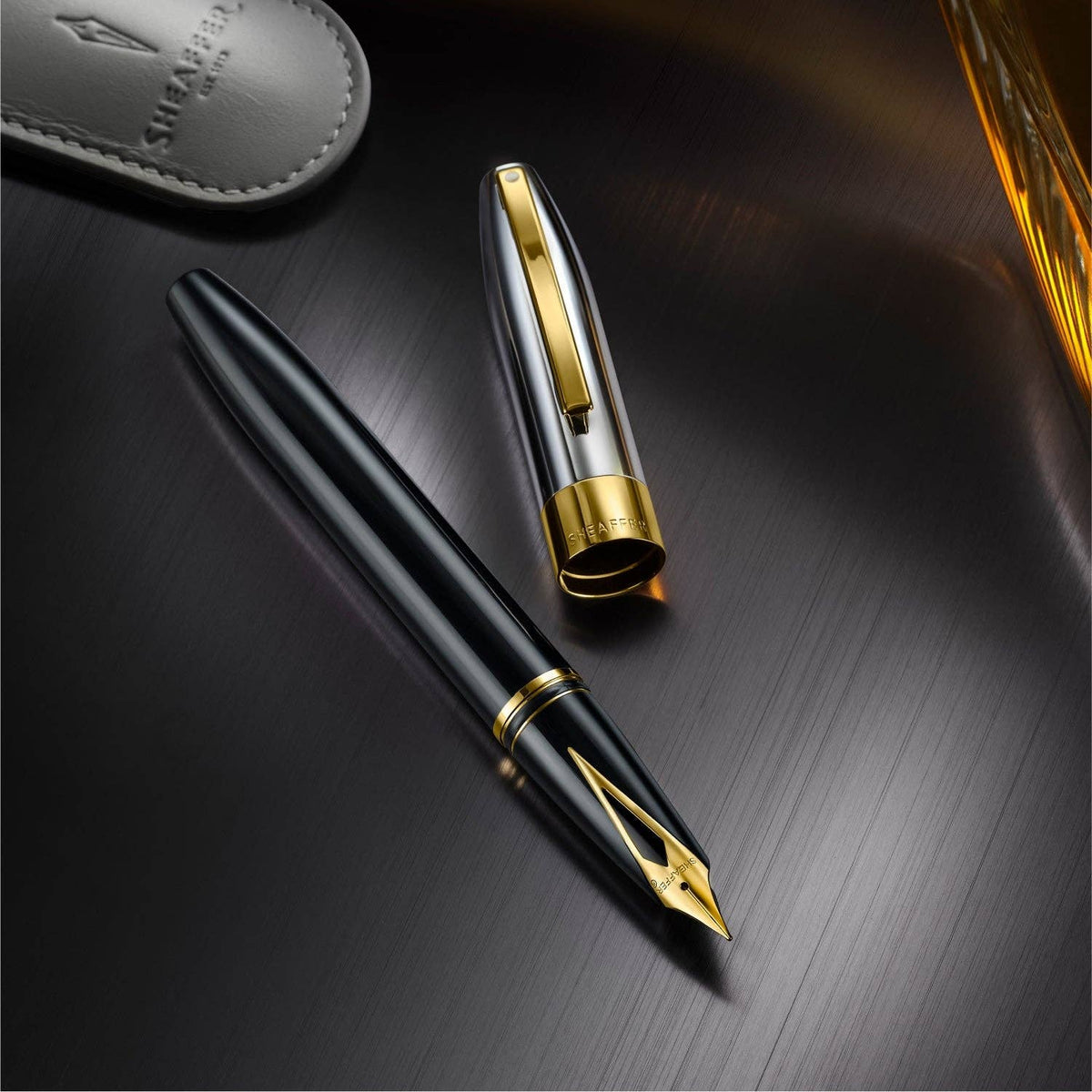 Sheaffer Legacy Heritage black, chrome, and gold fountain pen - additional view 4