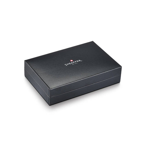 Sheaffer Legacy Heritage black, chrome, and gold fountain pen - additional view 9